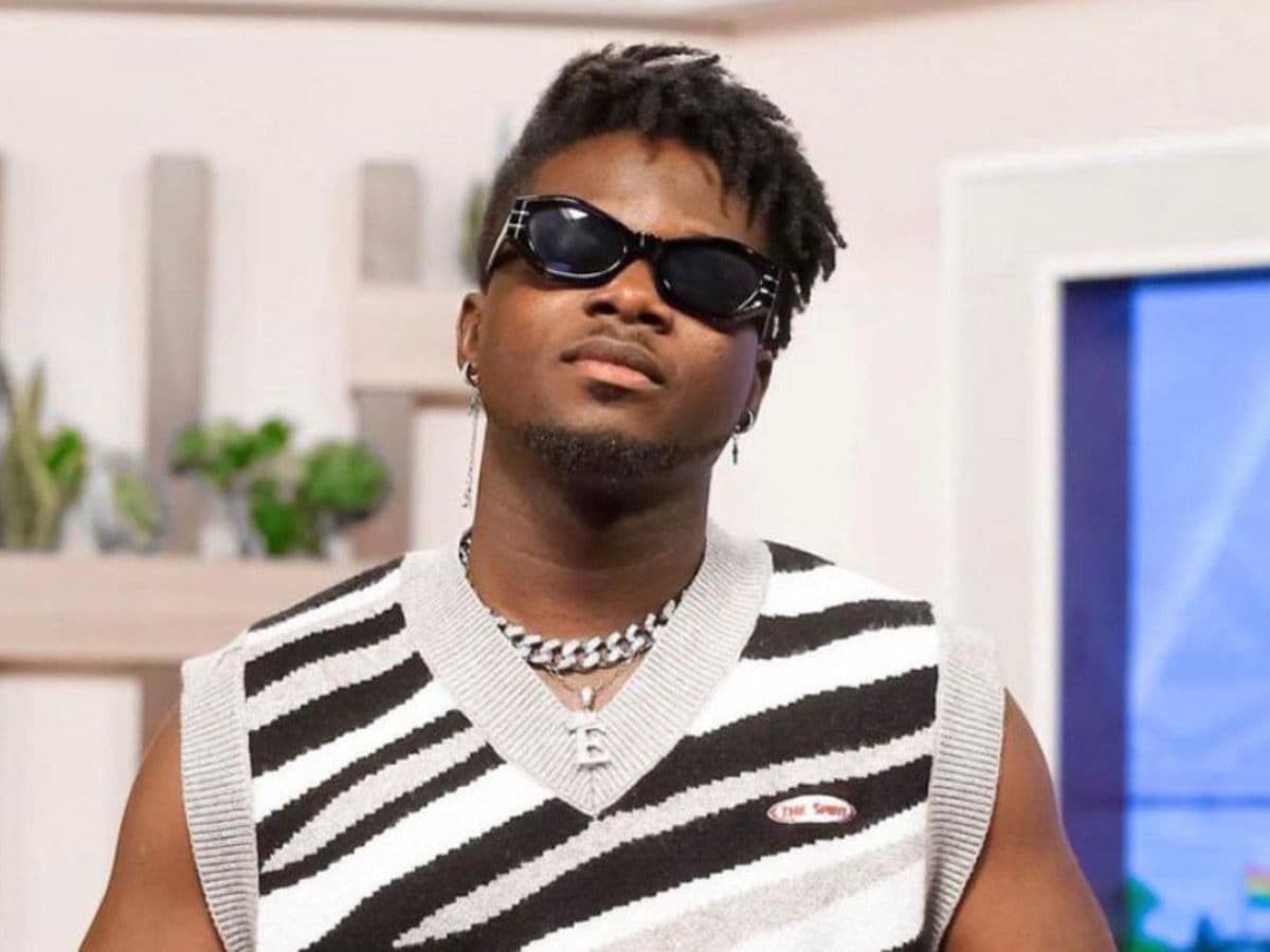 Behind the Scenes of Songwriting: Unsung Heroes in the Music Industry